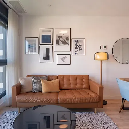 Apartment Skyline Ii Pool & Coworking By Ele *