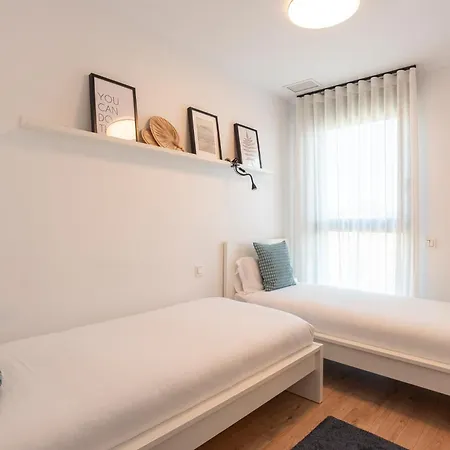 Skyline Ii Pool & Coworking By Ele Malaga